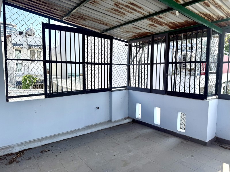BÁN NHÀ BÌNH THẠNH HẺM XE TẢI 40M2 3 TẦNG NGANG 5M ĐẸP SỔ VUÔNG XÔ VIẾT NGHỆ TĨNH 4.5 TỶ. - Ảnh 2